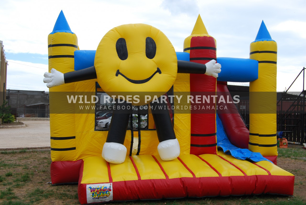 Smiley Face Inflatable Bouncer Castle w/ Dry Slide